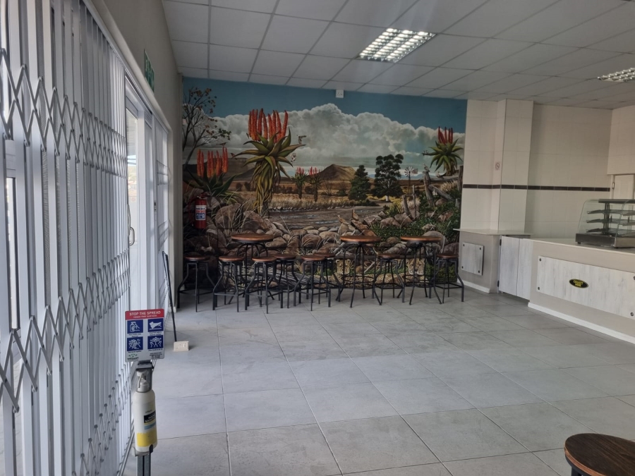 To Let Commercial Property for Rent in Voorbaai Western Cape